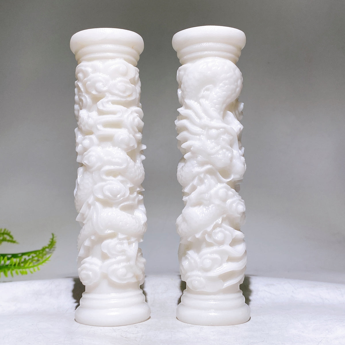 White Jade Pillar with Dragon Relievo Carving Wholesale