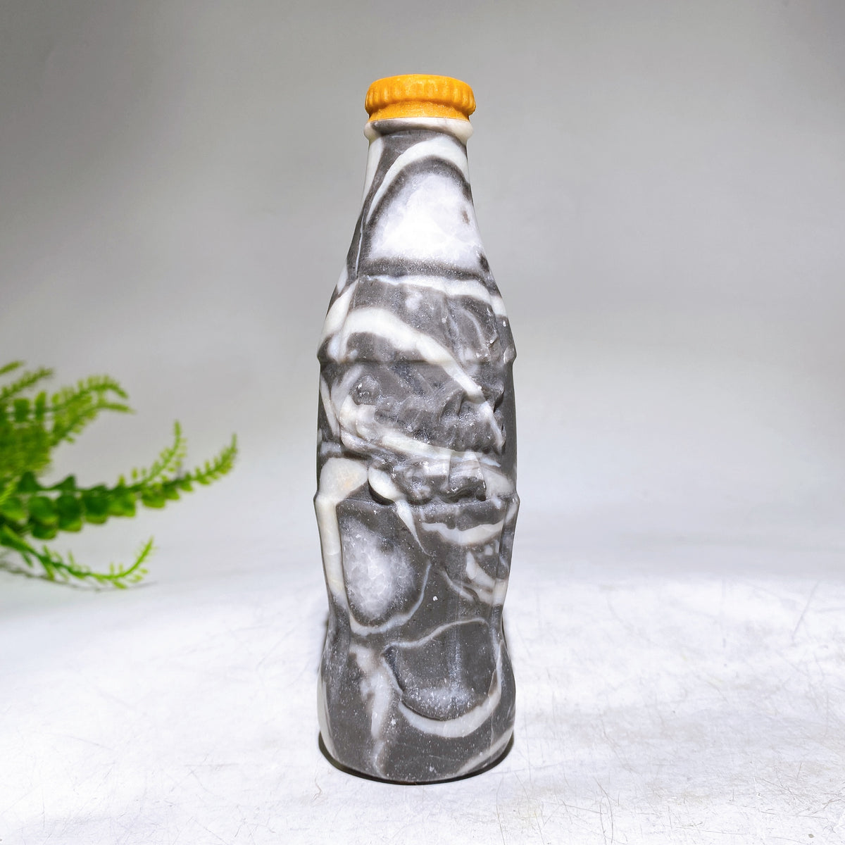 3.9"-5.8" Crystal Soft-drink Bottle Carving Wholesale
