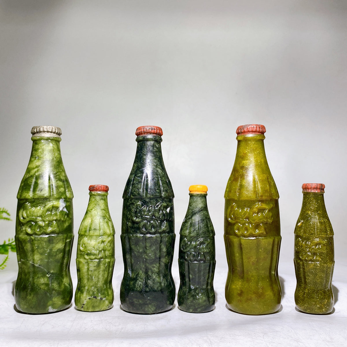 3.9"-5.8" Crystal Soft-drink Bottle Carving Wholesale