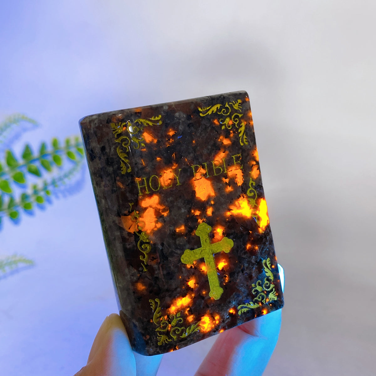 2.8" Natural Crystal Holy Bible Carving Wholesale