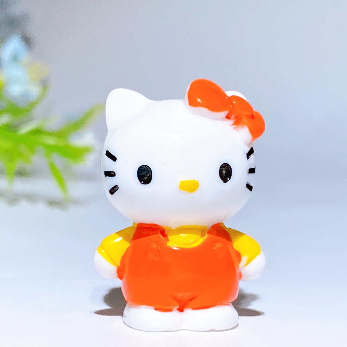 30mm Mini Resin Hello Kitty Carving Crystal Healing Bulk Wholesale