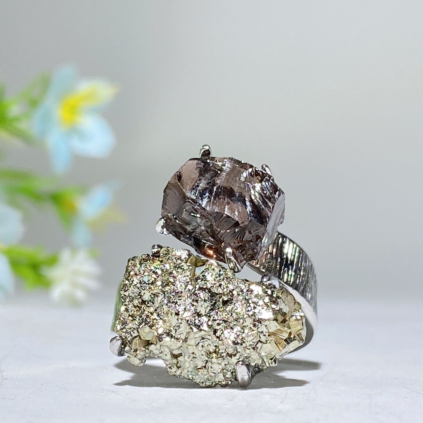 Adjustable Double Crystal Raw Stone Ring Bulk Wholesale