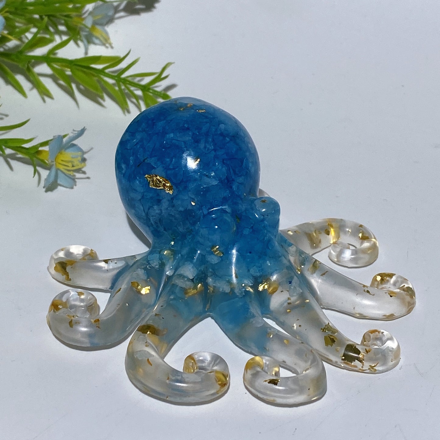 10cm Crystal Chips Infused Resin Octopus Carving Crystal Healing Bulk Wholesale