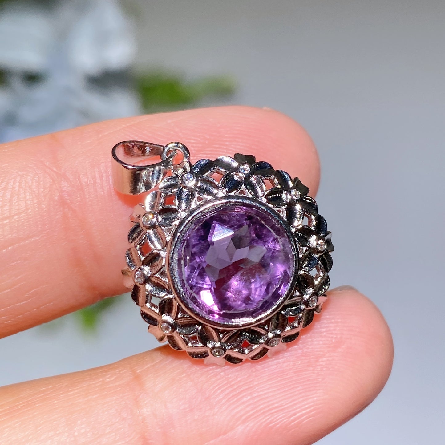 2cm Faceted Amethyst Pendant Crystal Healing Bulk Wholesale