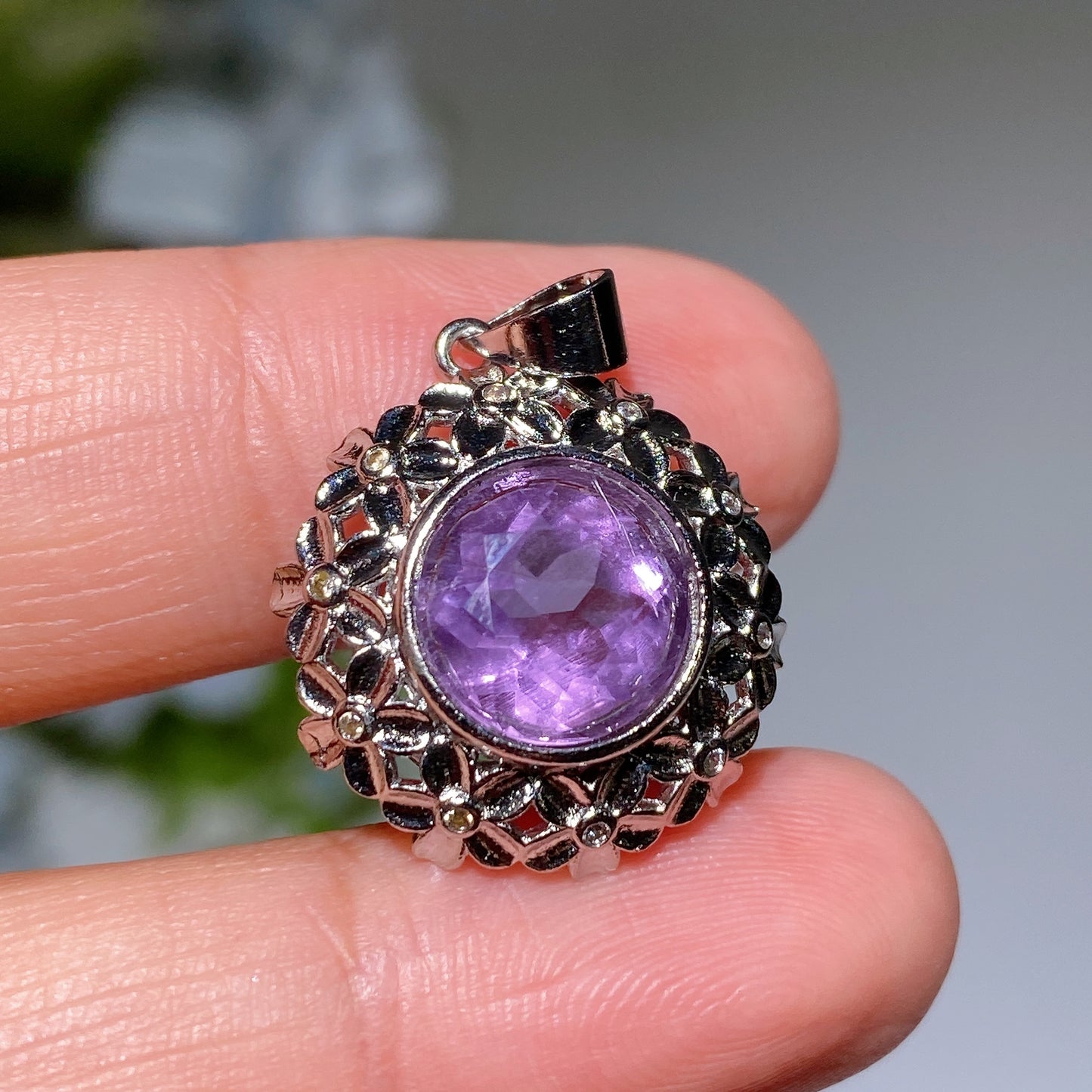 2cm Faceted Amethyst Pendant Crystal Healing Bulk Wholesale