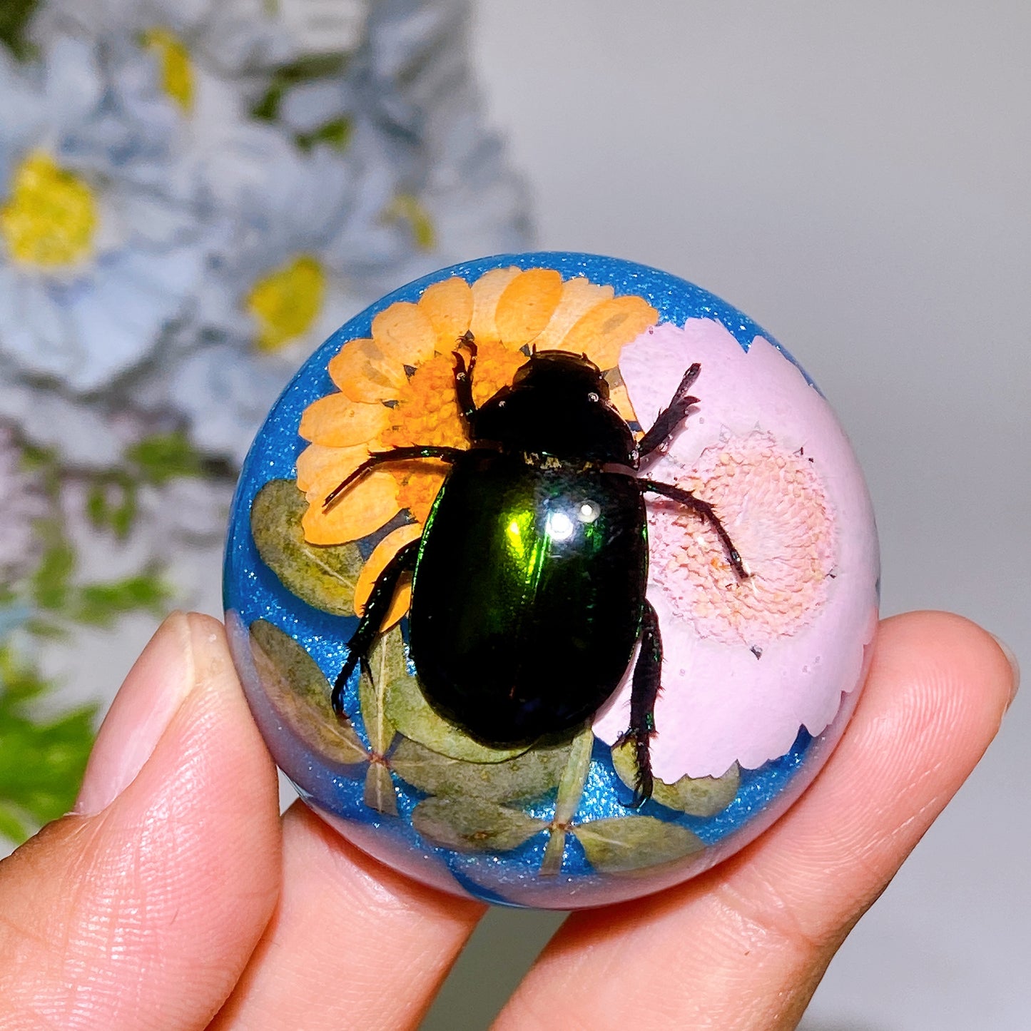 45mm Luminous Resin with Insect Free Form Crystal Healing Bulk Wholesale