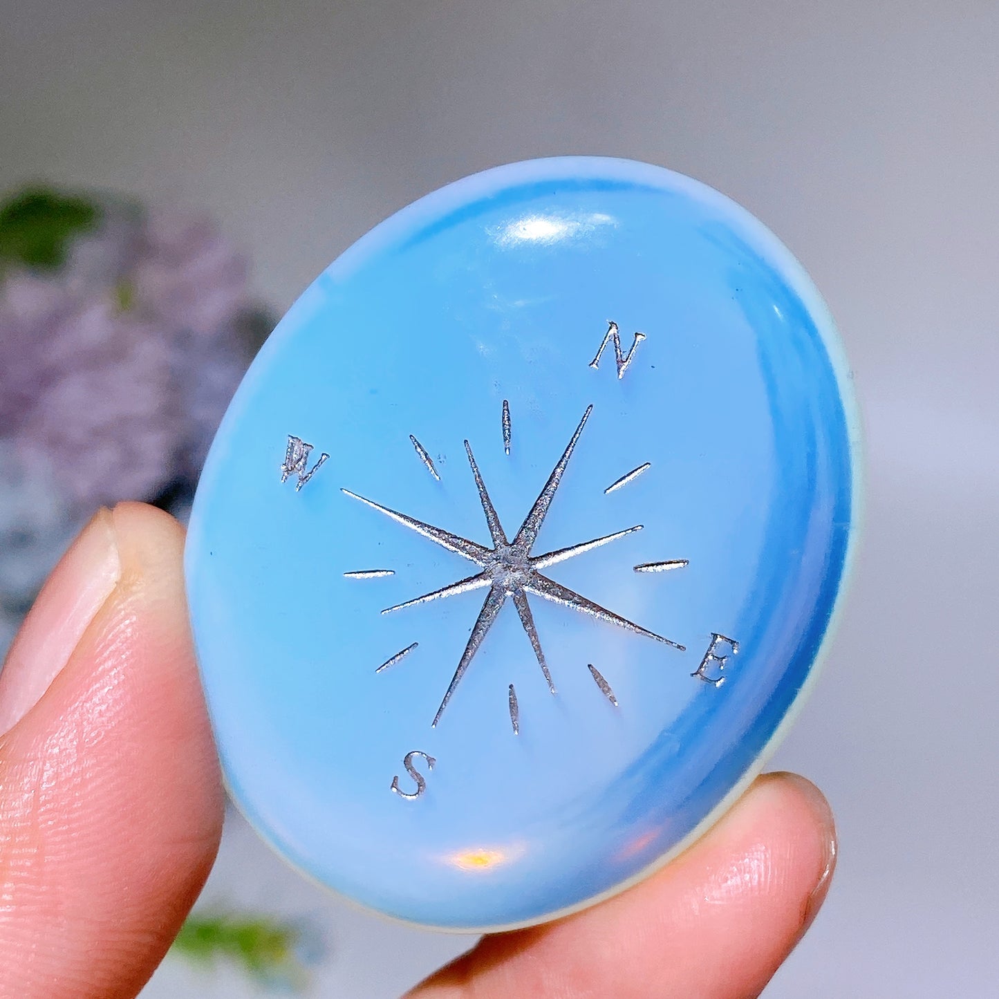 1.9" Crystal Palm with Compass Printing Crystal Healing Bulk Wholesale