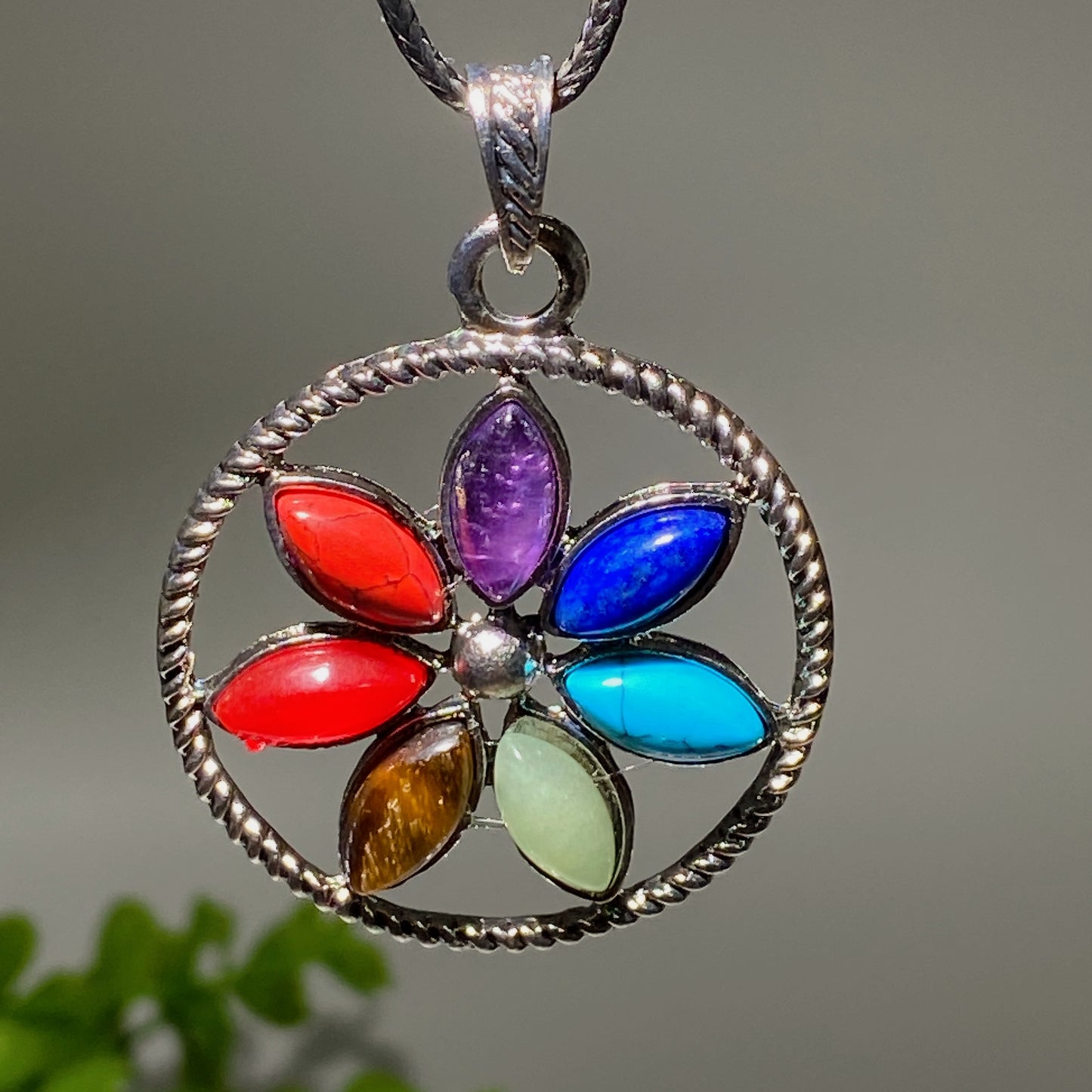 1.5“ Chakra Life Tree Flower Pendant Crystal Healing Bulk Wholesale