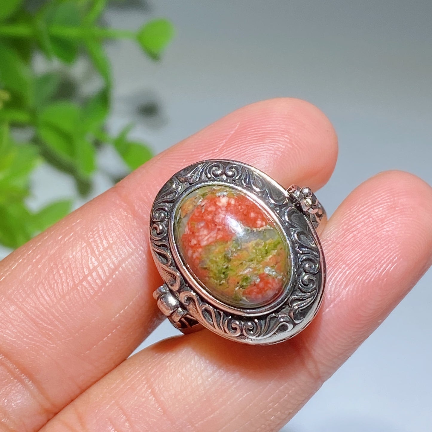 White Cooper Crystal Poison Ring Crystal Healing Bulk Wholesale