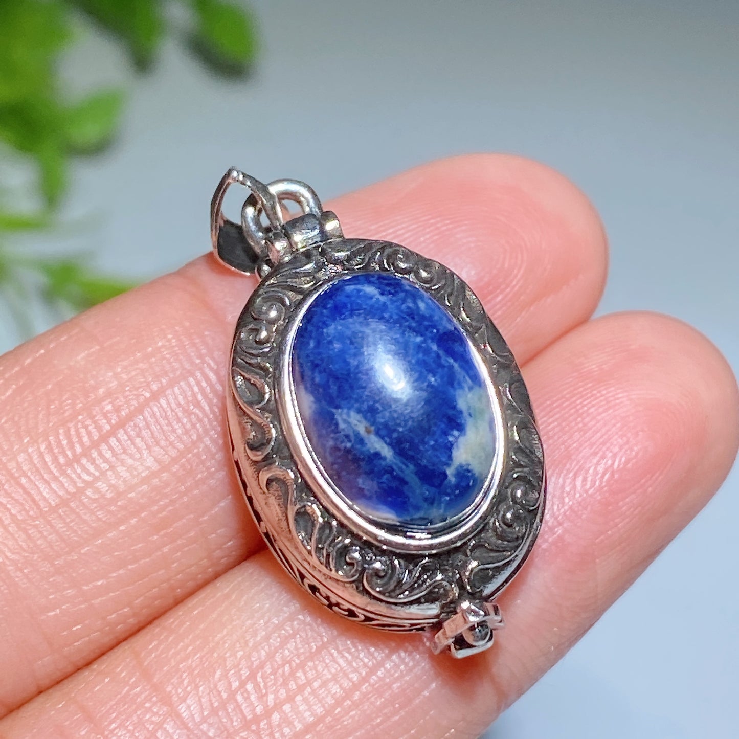 White Cooper Crystal Poison Pendant Crystal Healing Bulk Wholesale