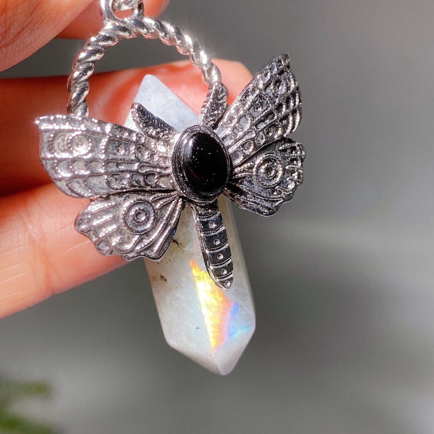 1.6" Crystal DT Point Pendant Crystal Healing Bulk Wholesale