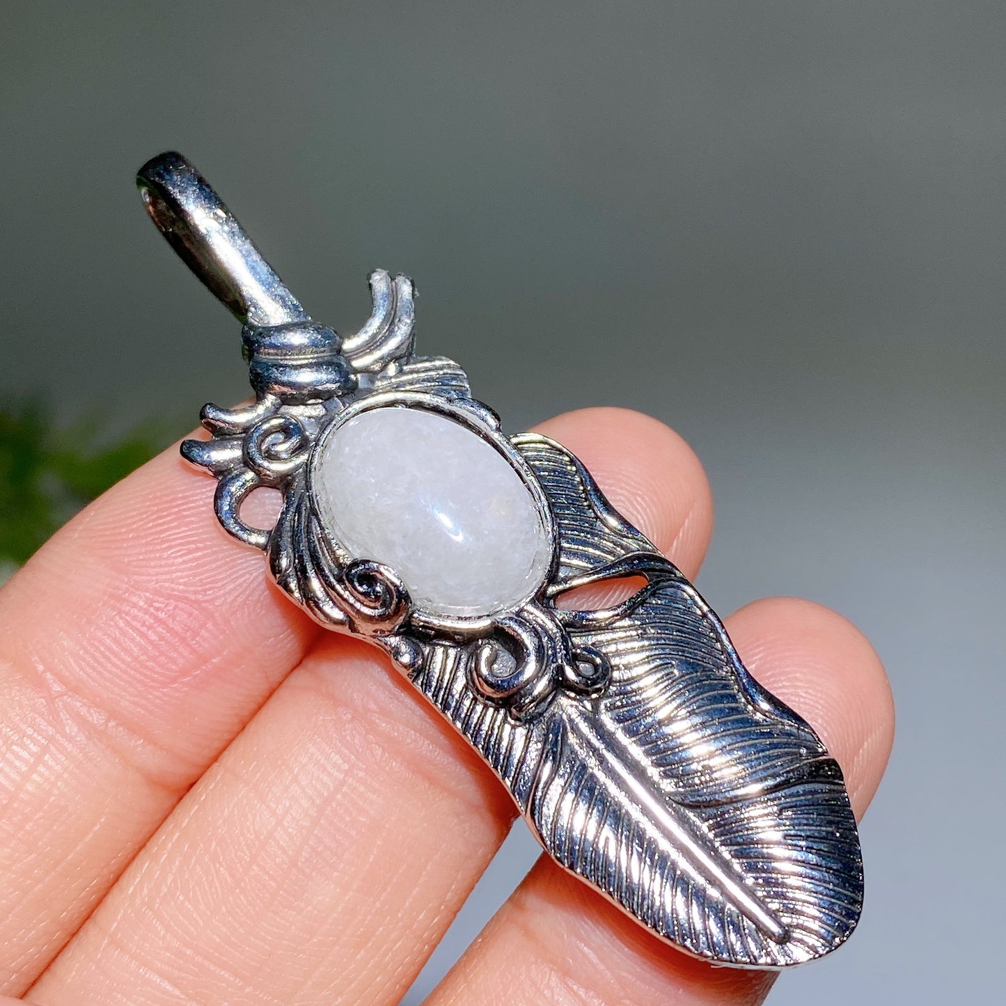 Crystal Metal Feather Pendant Crystal Healing Bulk Wholesale