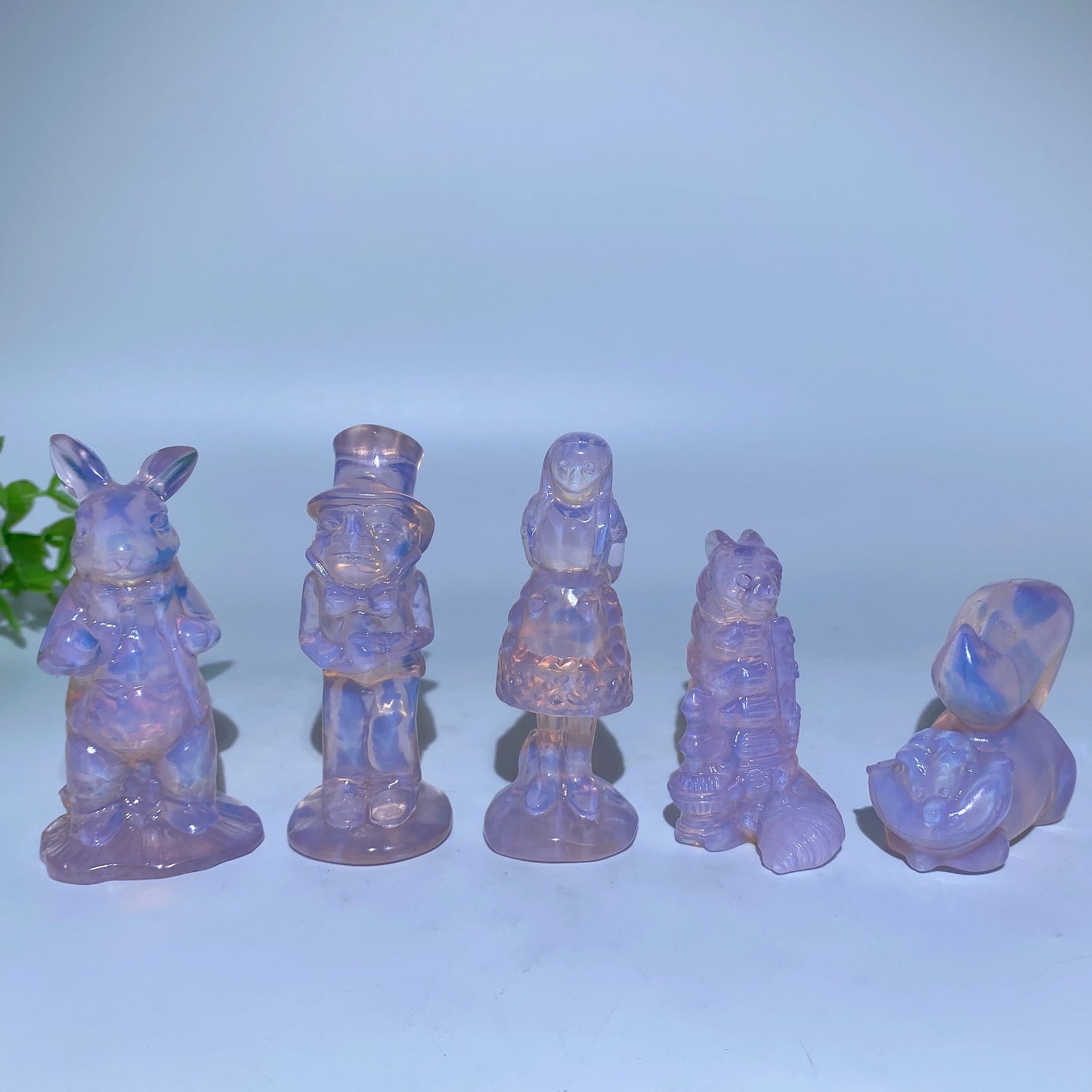 2.4"-3.1" Alice In Wonderland Series Crystal Character Carvings Bulk Wholesale