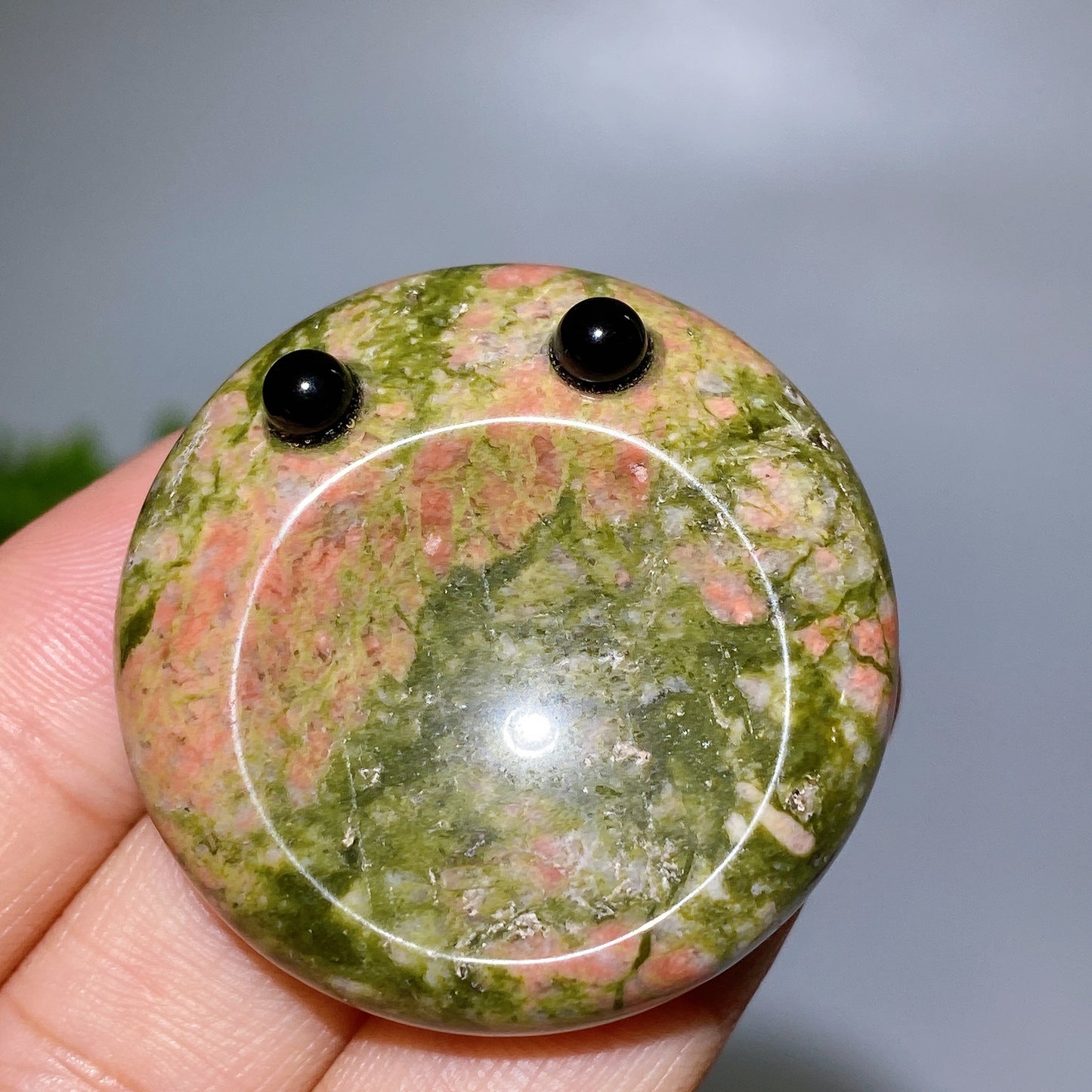 4cm Crystal Round Worry Stone with Eyes Crystal Healing Bulk Wholesale