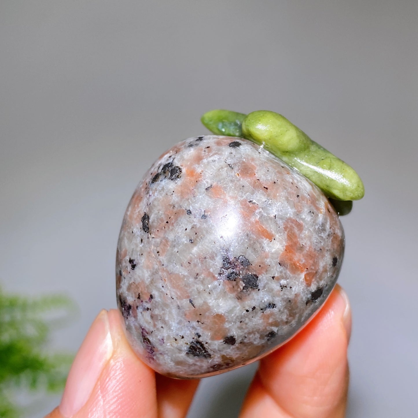 1.6" Crystal Fruit Cherry Tomato Carving Crystal Healing Bulk Wholesale