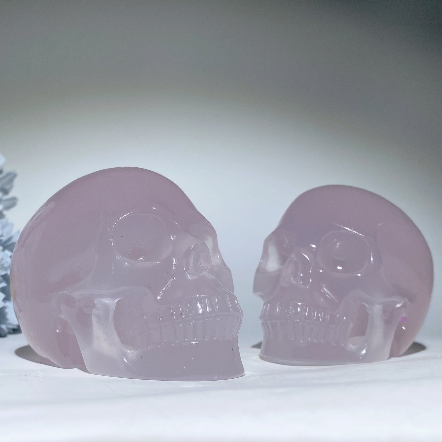 3.8" UV Reactive Resin Skull Carvings Bulk Wholesale