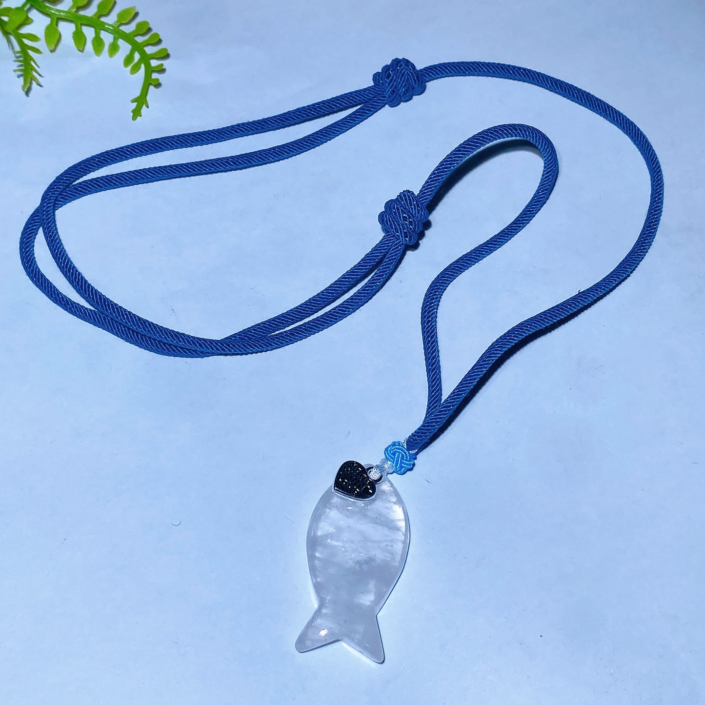 Natrual Clear Quartz Fish with Rope Necklace Crystal Healing Bulk Wholesale