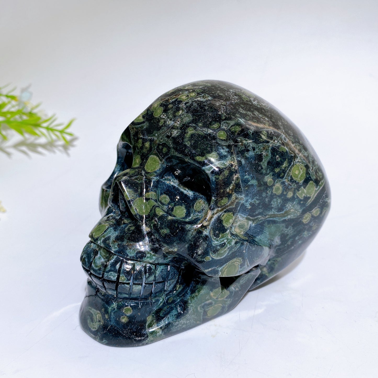 Unique Hand Carved Natural Crystal Skull Crystal Healing Bulk Wholesale